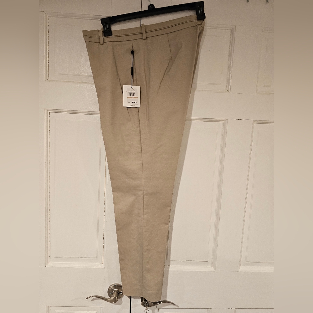Tan Cropped Ankle Pants with Slim Silhouette